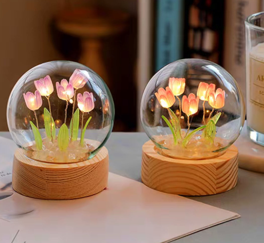 Enchanting Tulip Night Light - Decorative Atmosphere Lamp for Girls' Christmas Gifts.